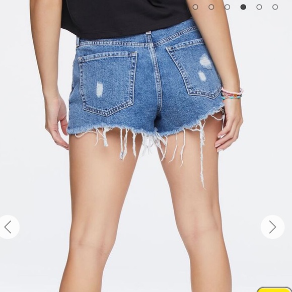 Retro high rise denim shorts - 31 - Picture 3 of 8